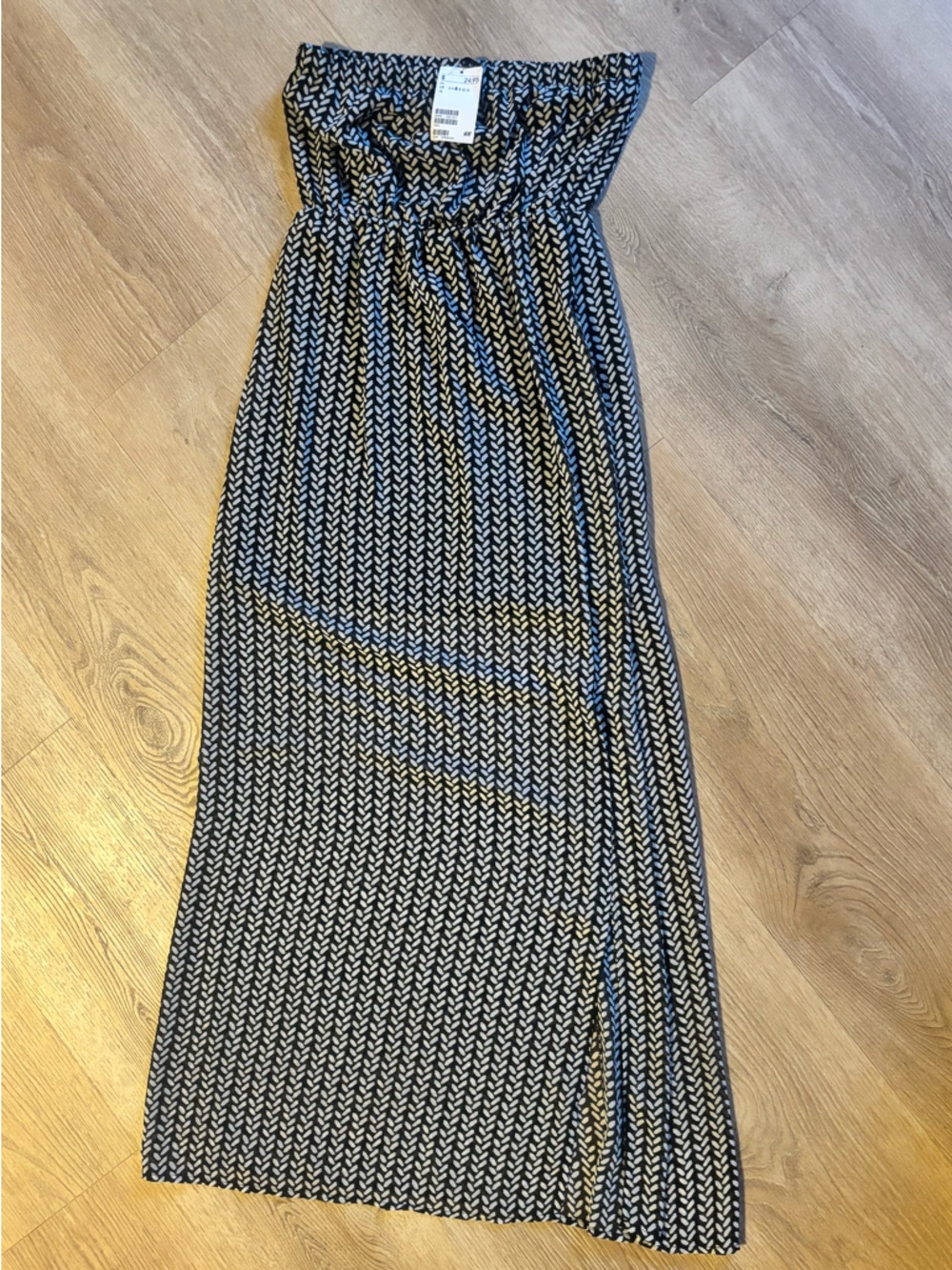 H&M Black Maxi dress with White  design.